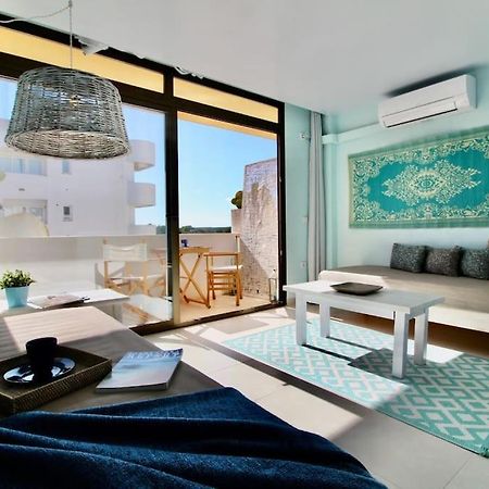 Agradable Apartamento Con Terraza En Formentera Es Pujols Exteriör bild